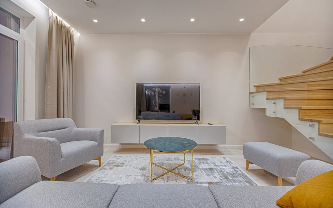 Jak urządzić długi i wąski salon?